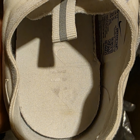 Nike Womens Air Max Dia SE AR7410-105 White Running Shoes Sneakers Size 7 - Picture 10 of 15